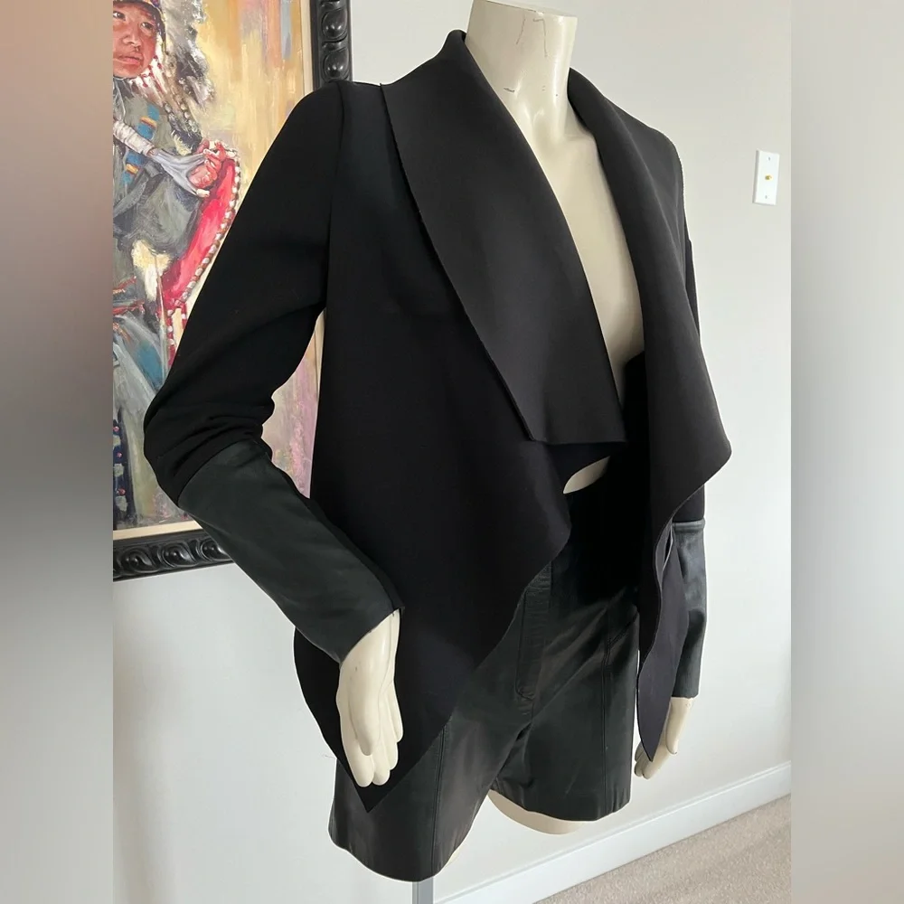 RUDSAK Black Draped Open-Front Jacket with Leather Trim – Modern Statement - Picture 5 of 16